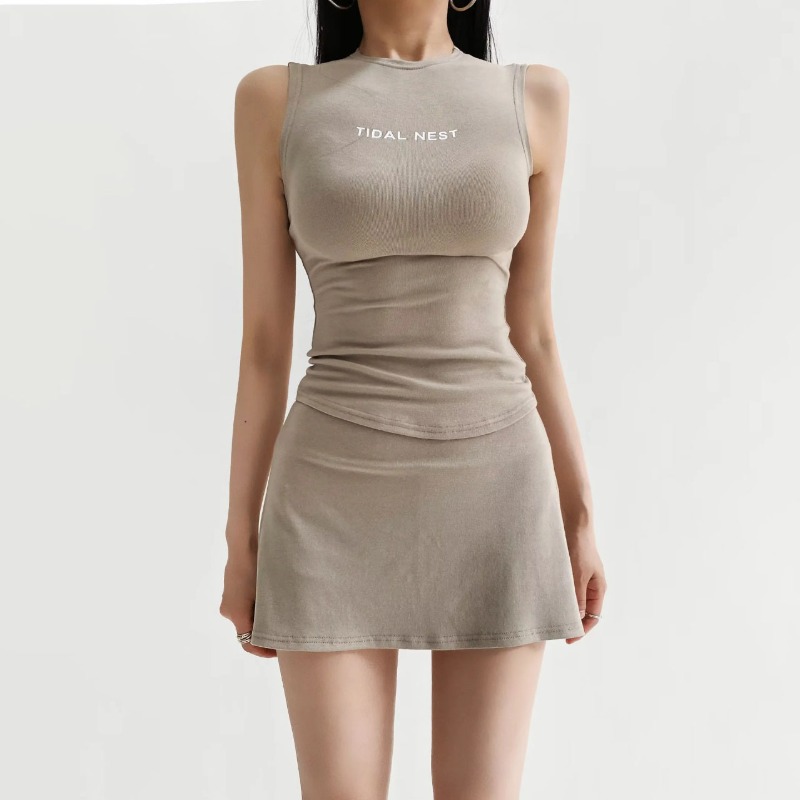 New Letter Printed Round Neck  - Fitness & Nutrition Lab recensie en prijs